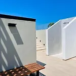 Antara Moderno Condominio